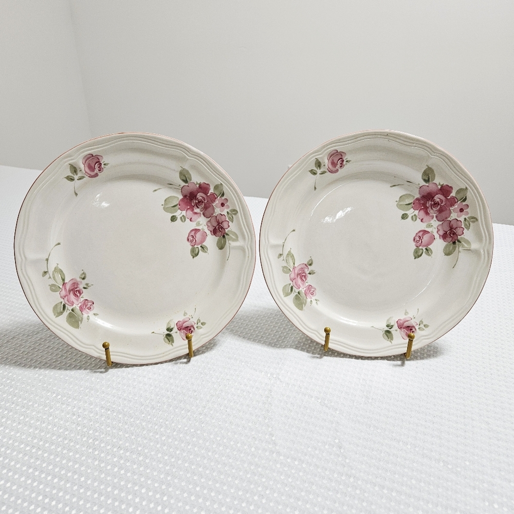 Gibson 2 Roseland Pink Floral Dinner Plates Discontinued Stoneware Y2K 11" - Picture 2 of 12